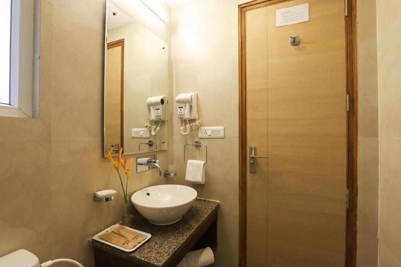 Veeraas Strand Park Apartment By Alaya Stays Marmagao Exterior photo